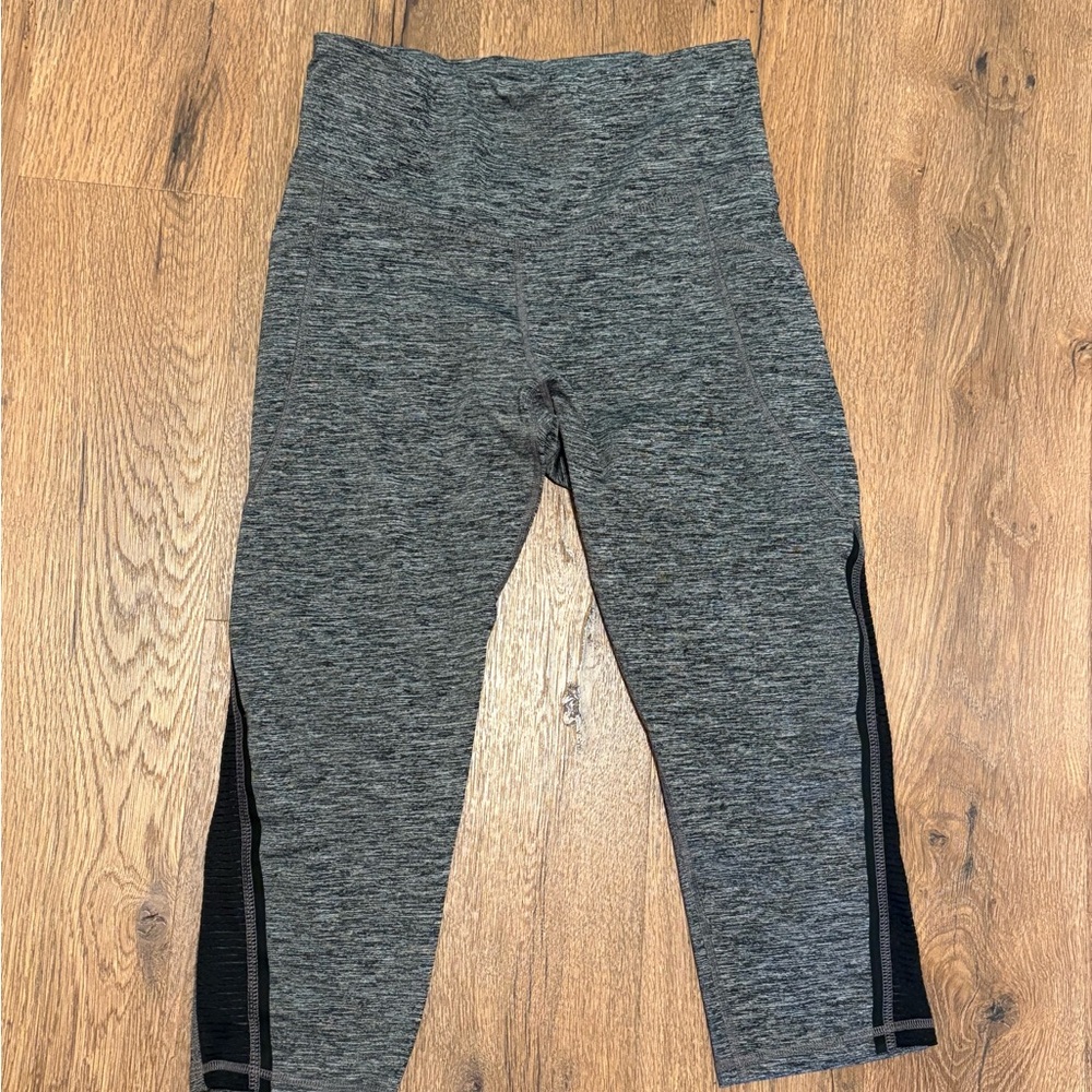 Gray Championship 3/4 Leggings